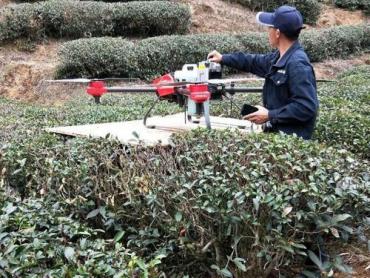 极飞植保无人机作业前如何查看地块天气